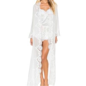 Homebodii Helena Bridal Robe